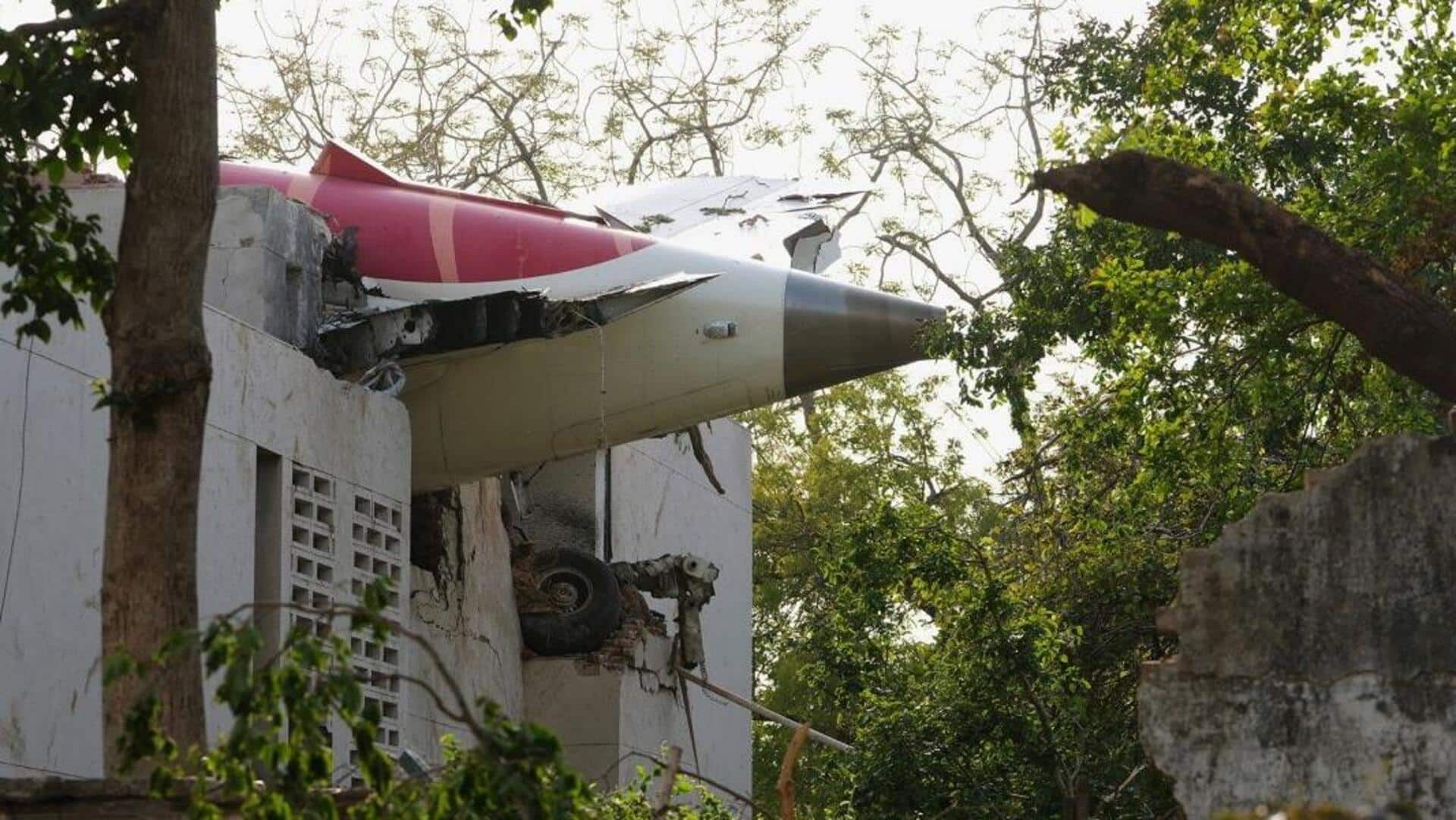 Boeing experts in Ahmedabad to analyze Air India plane crash Boeing experts in Ahmedabad to analyze Air India plane crash