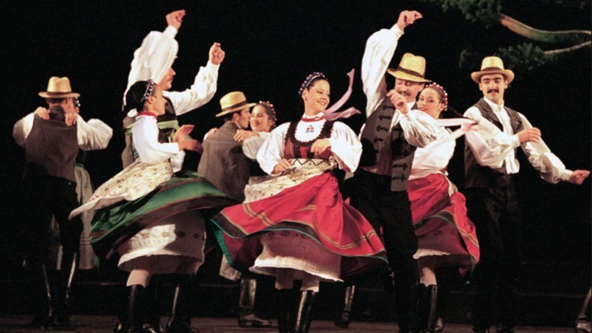 A look at Hungary's unique dance traditions A look at Hungary's unique dance traditions