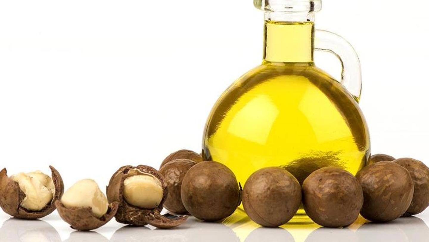 It closely mimics the natural oil produced in our scalp It closely mimics the natural oil produced in our scalp