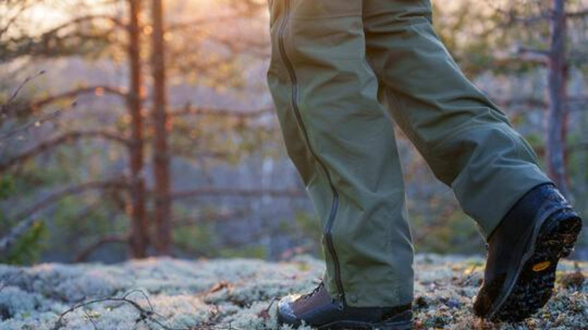 What are parachute pants?