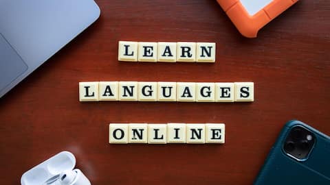 4 ways AI makes learning languages easier