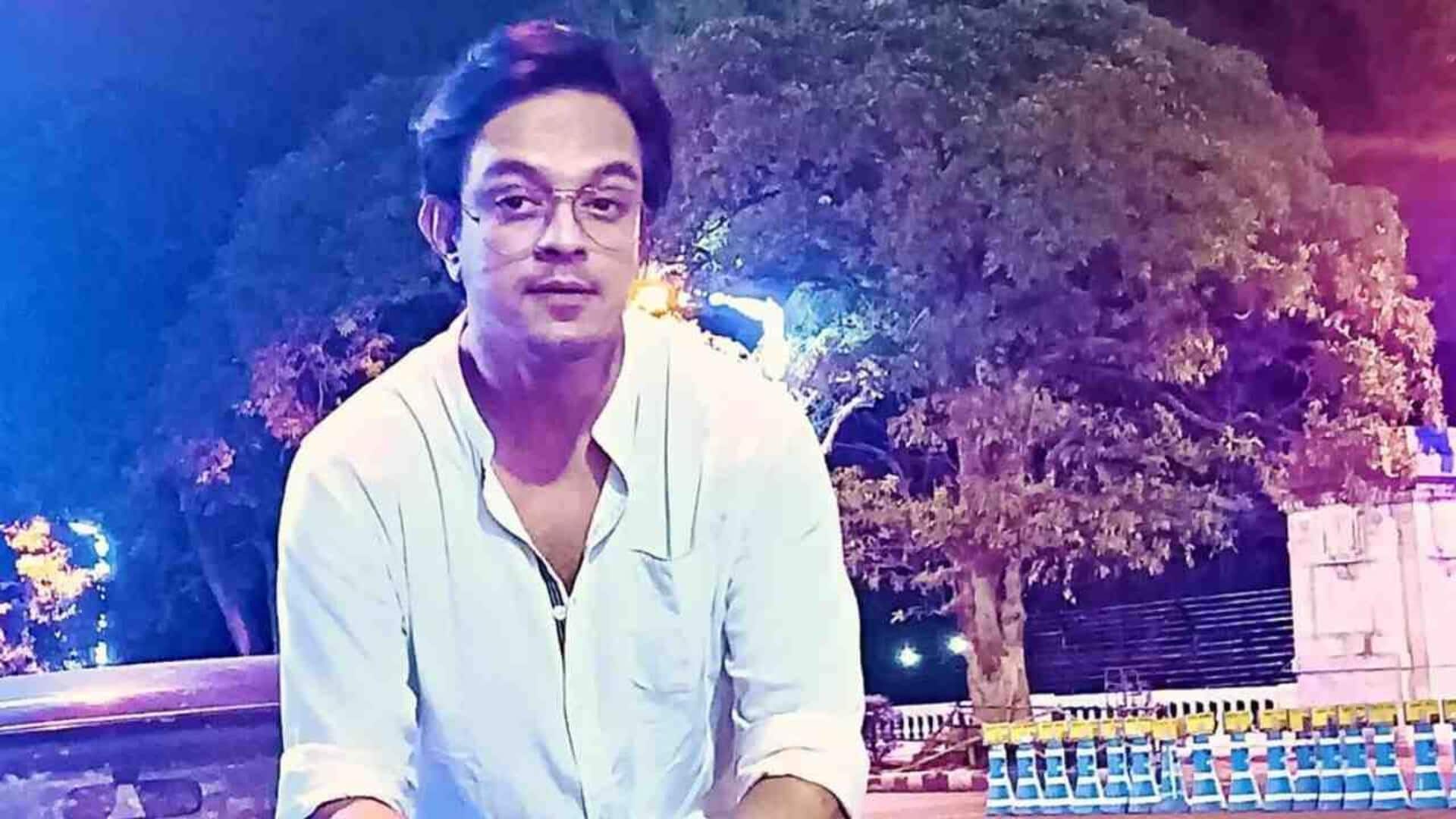 Bengali actor roasted for sending women identical 'saree' DMs