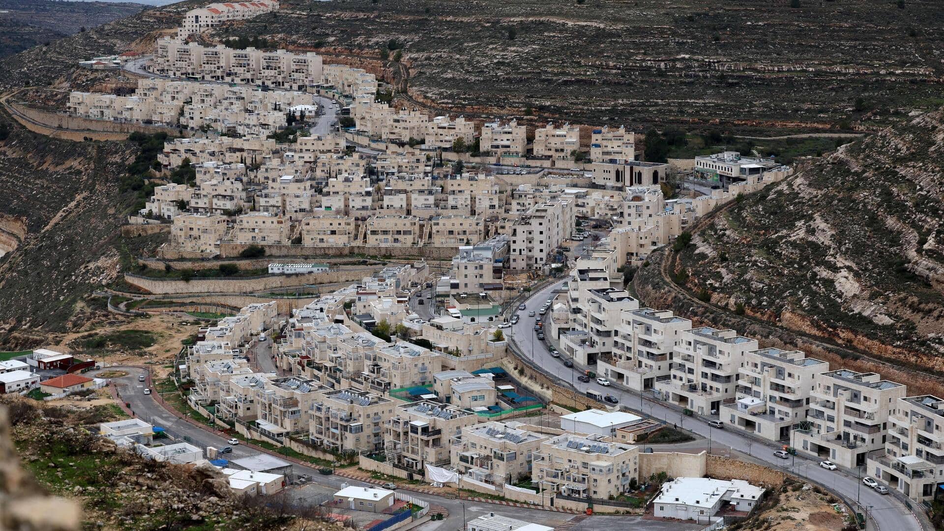 Israel approves 19 new settlements in occupied West Bank