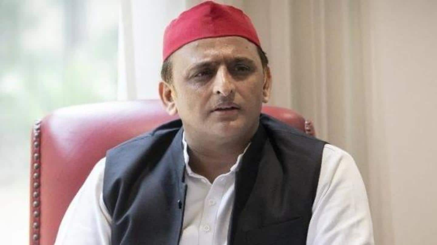 Akhilesh Yadav takes a jibe at Shah for praising Adityanath