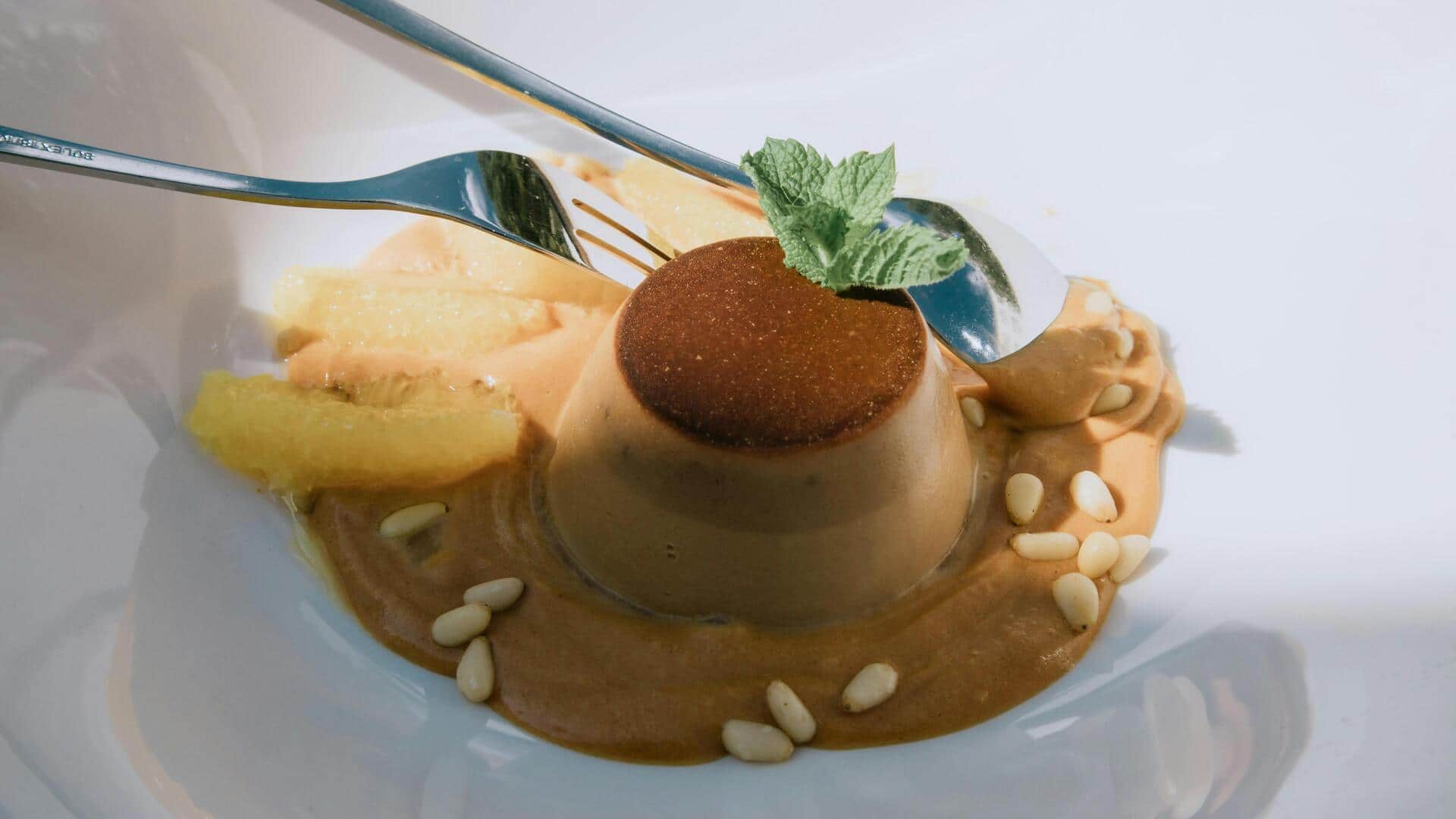 Tea-flavored sweets to sweeten your day