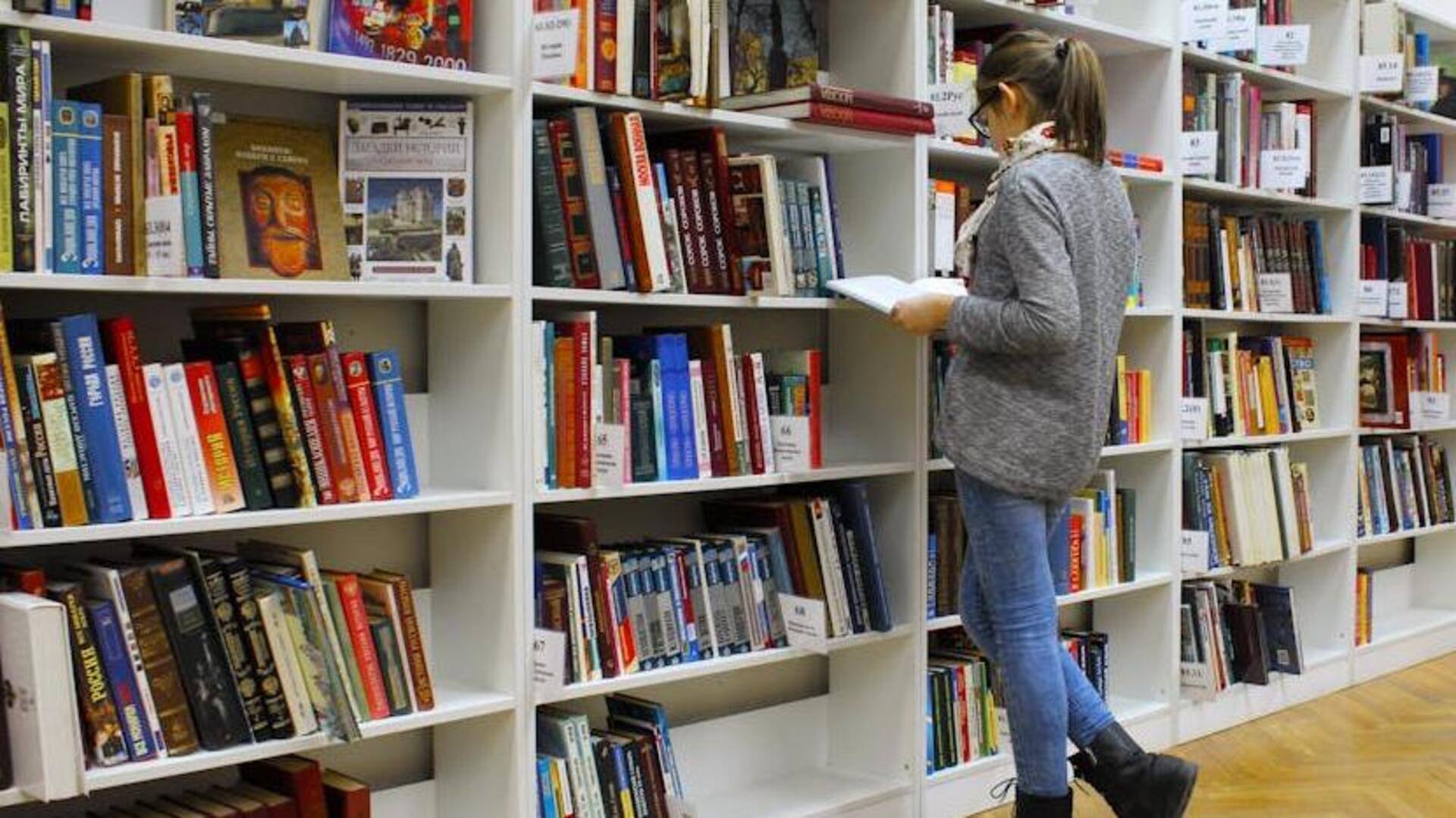 Visiting an independent bookstore? Follow these rules