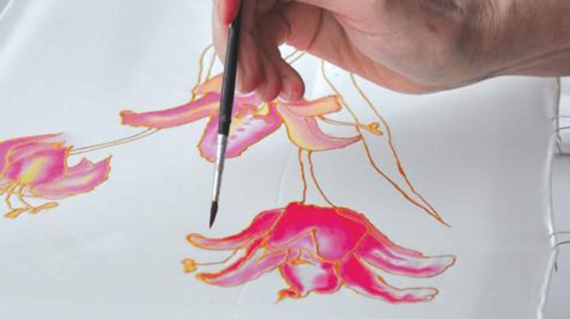 Discover the art of silk painting Discover the art of silk painting