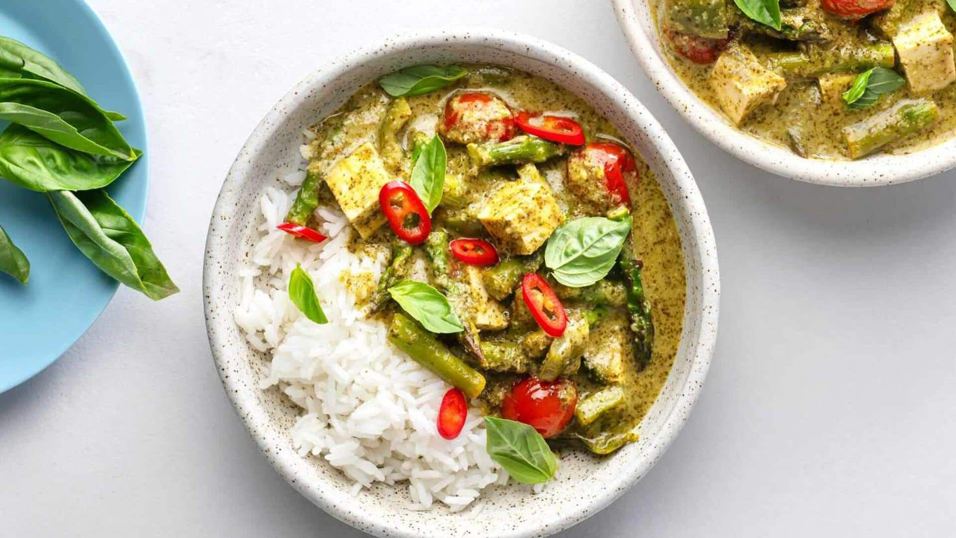 Make Thai green curry with mushroom today