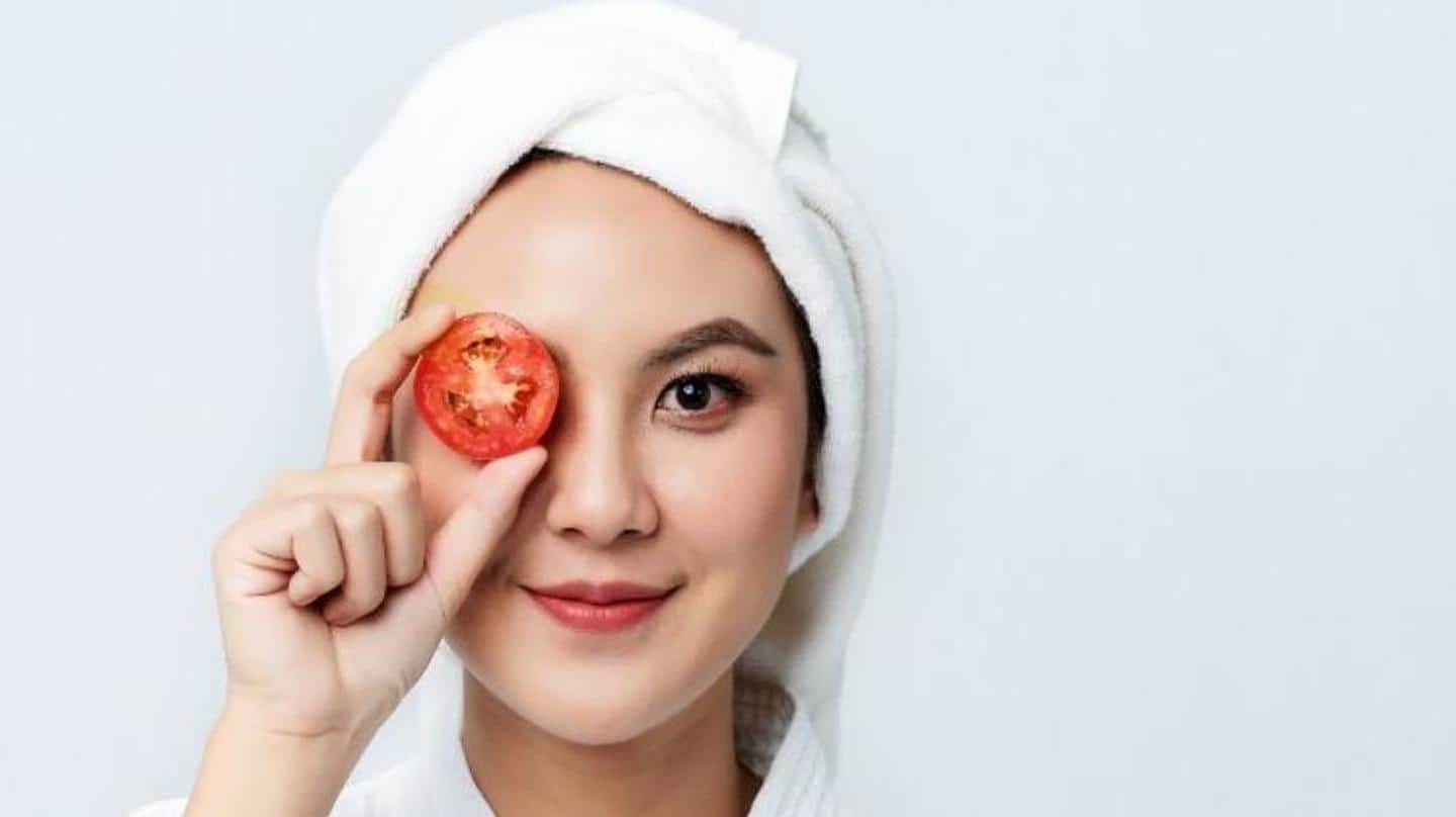 Reasons why you should add tomato to your skincare routine