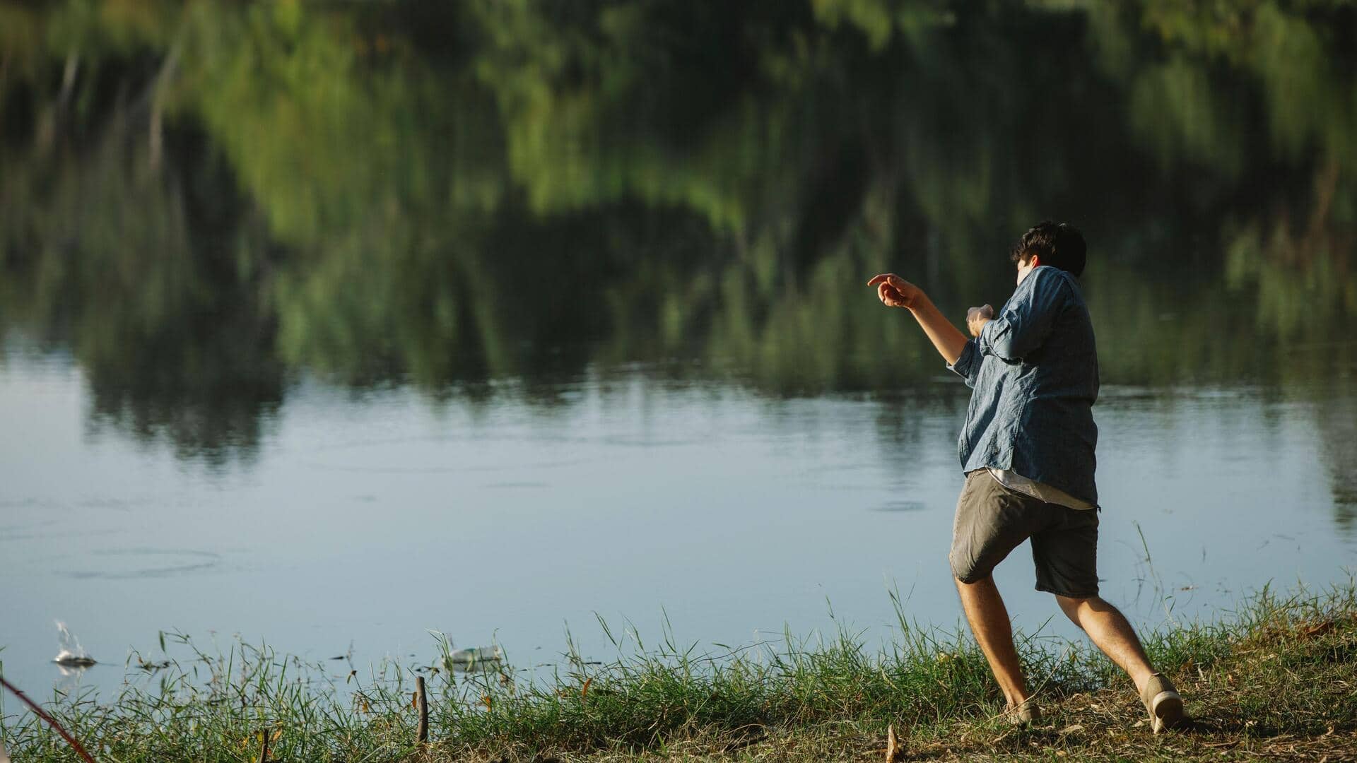 5 surprising health benefits of stone skipping