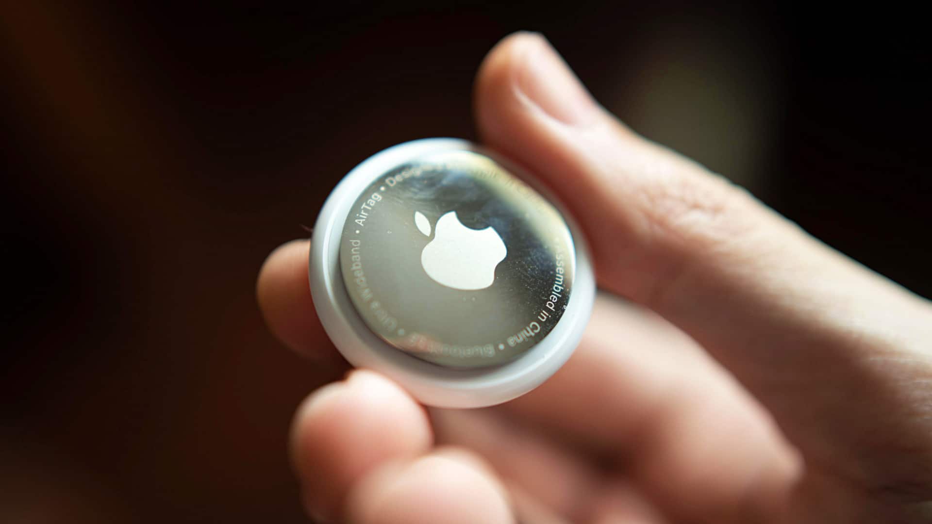 Apple loses bid to dismiss stalking allegations linked to AirTags