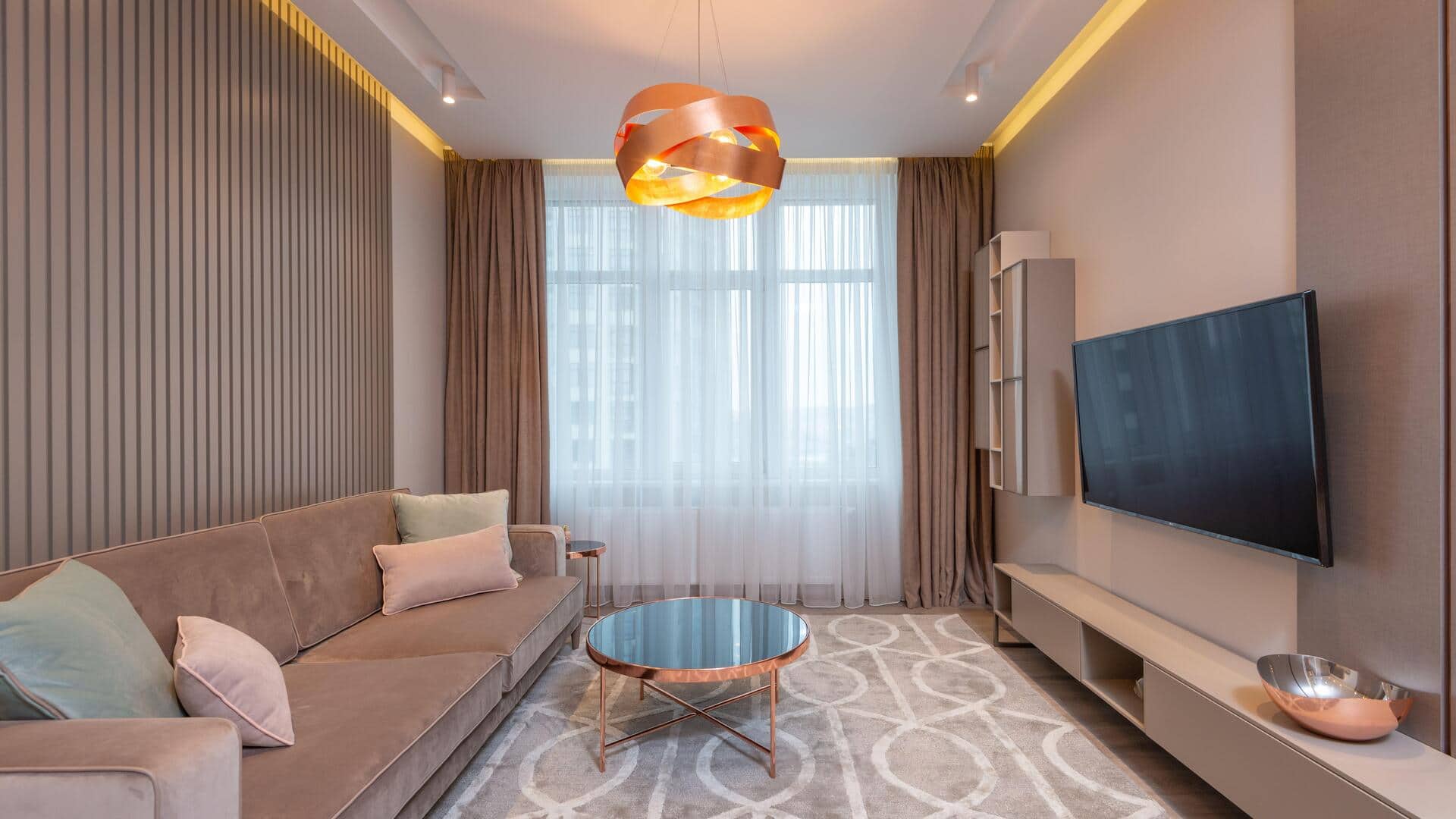 How to make small rooms look bigger with lighting
