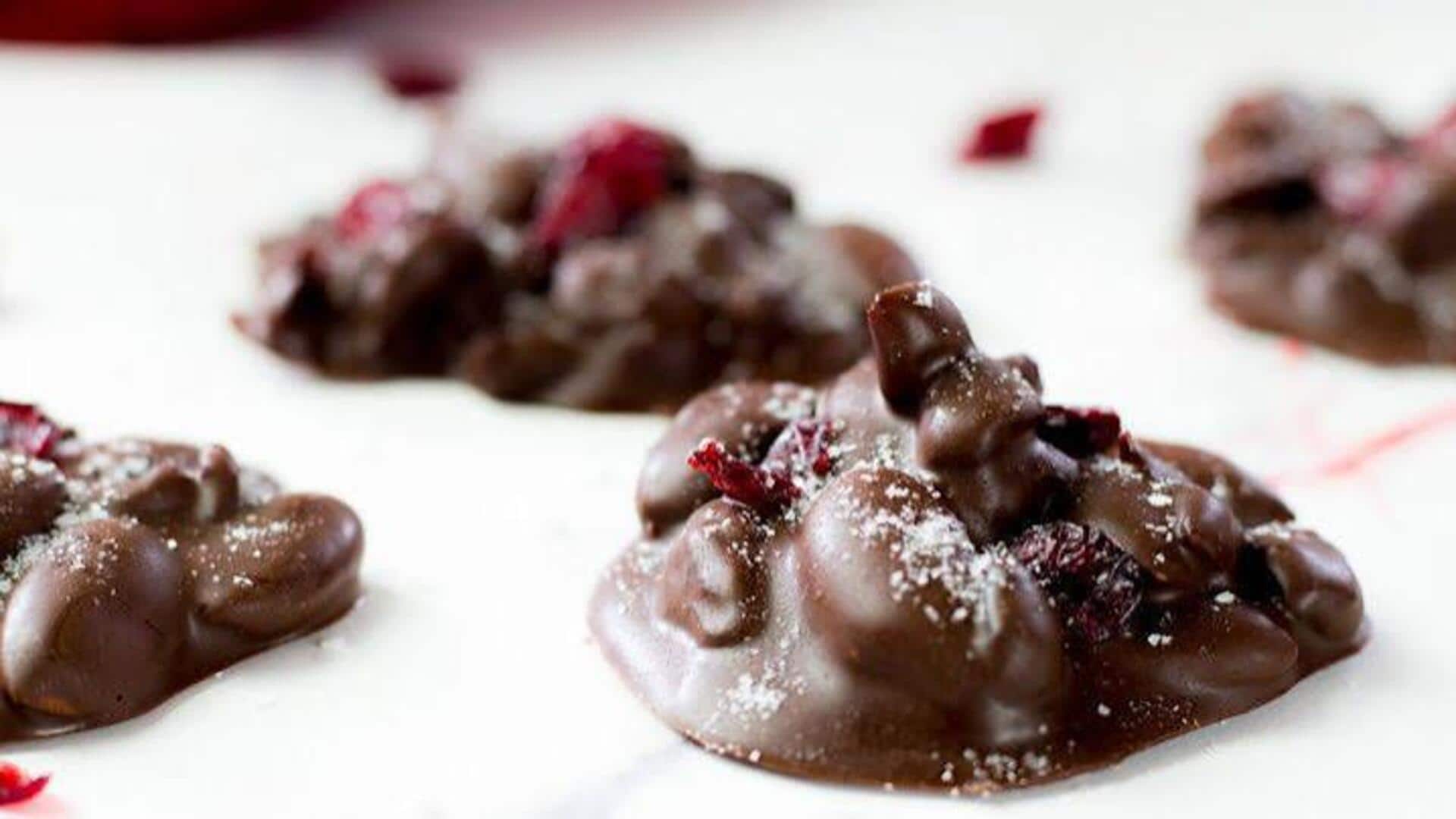 Quick and healthy: Cranberry almond clusters