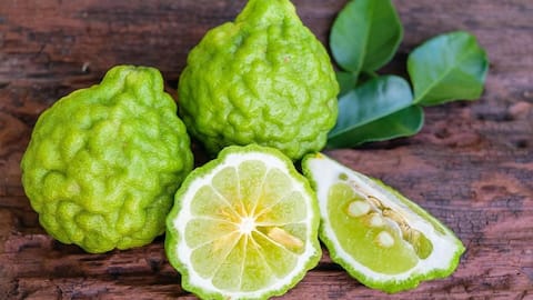 Love bergamot? 5 recipes with this aromatic Italian citrus fruit