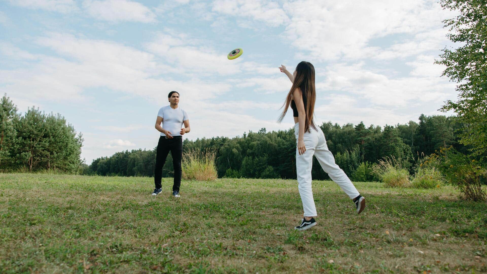 5 ways playing frisbee can improve your well-being