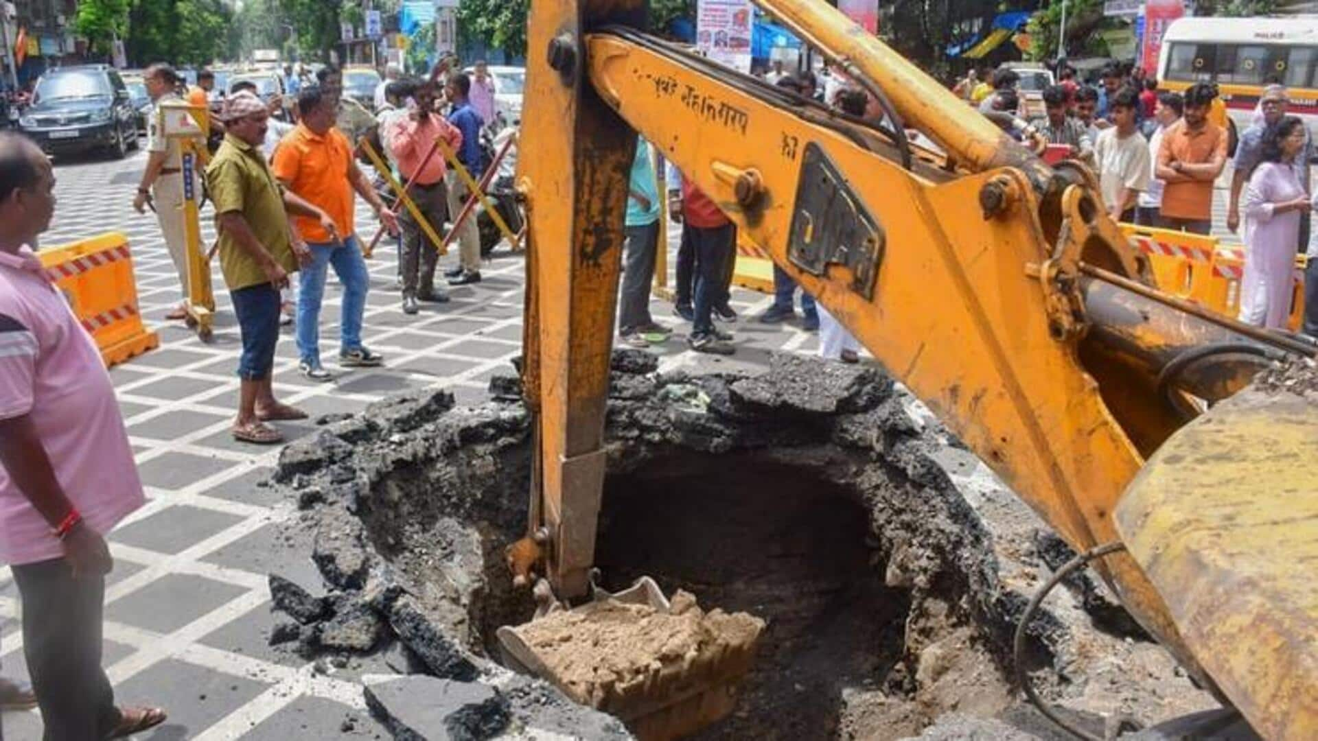 66-inch water pipeline leaks on Mumbai road, traps car 