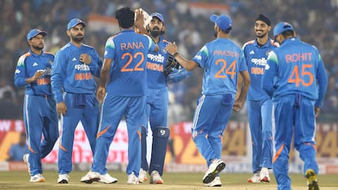 3rd ODI: India win toss, elect to bowl vs SA 