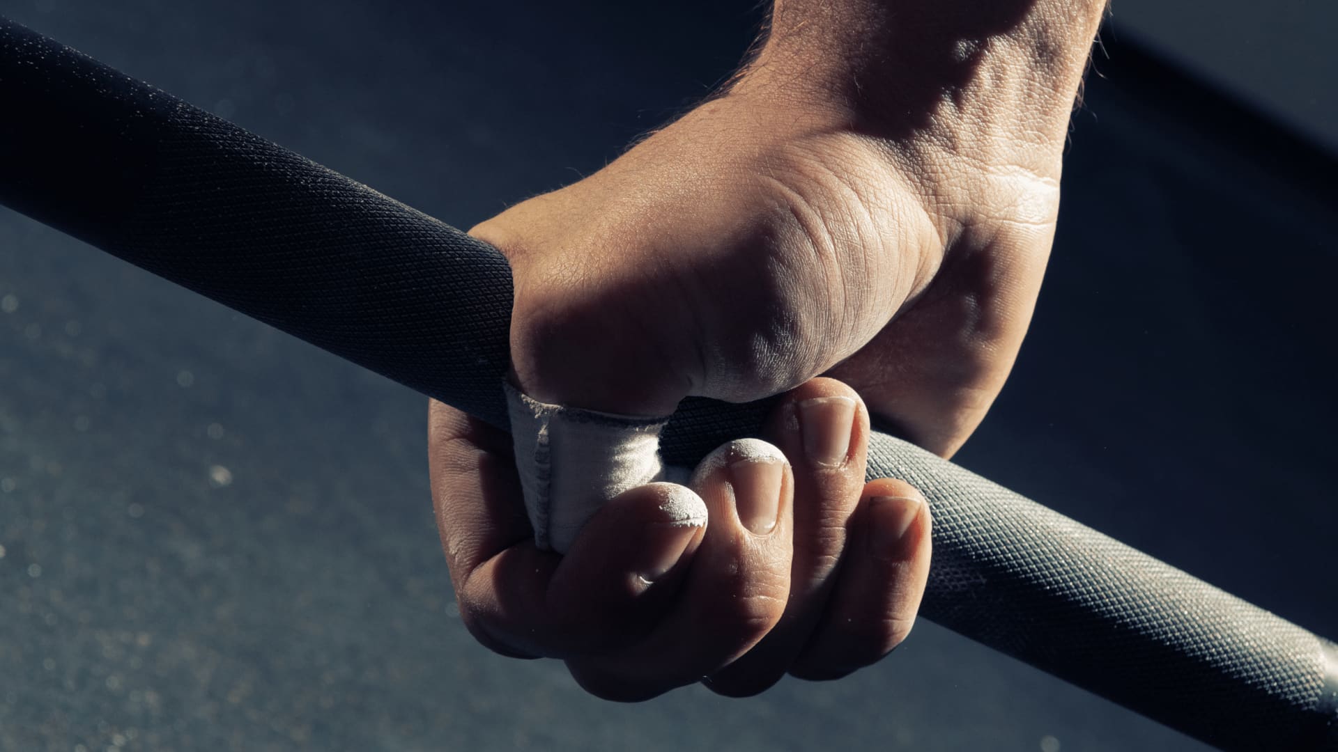 Enhancing finger tendon strength with five exercises