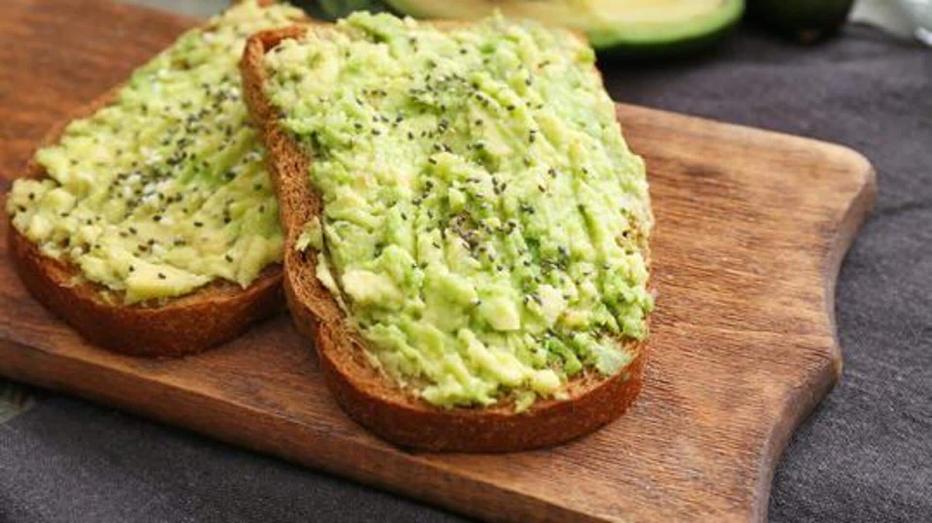 Make this avocado pesto toast in just 5 minutes