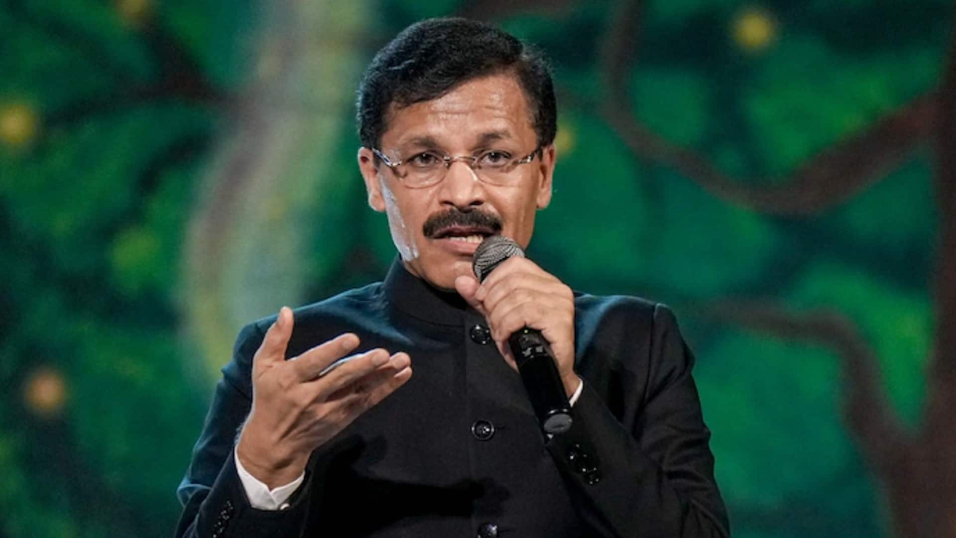 ₹11 IV sold for ₹325: Tukaram Mundhe seeks Centre's intervention