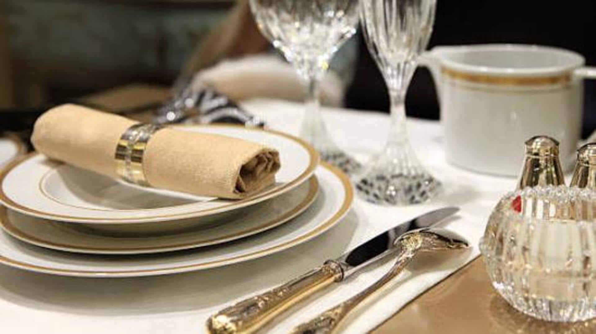 How to gracefully excuse yourself after a tableware mishap