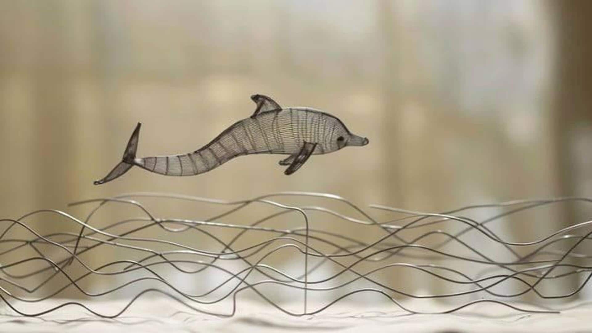 How to make figurines using recycled materials