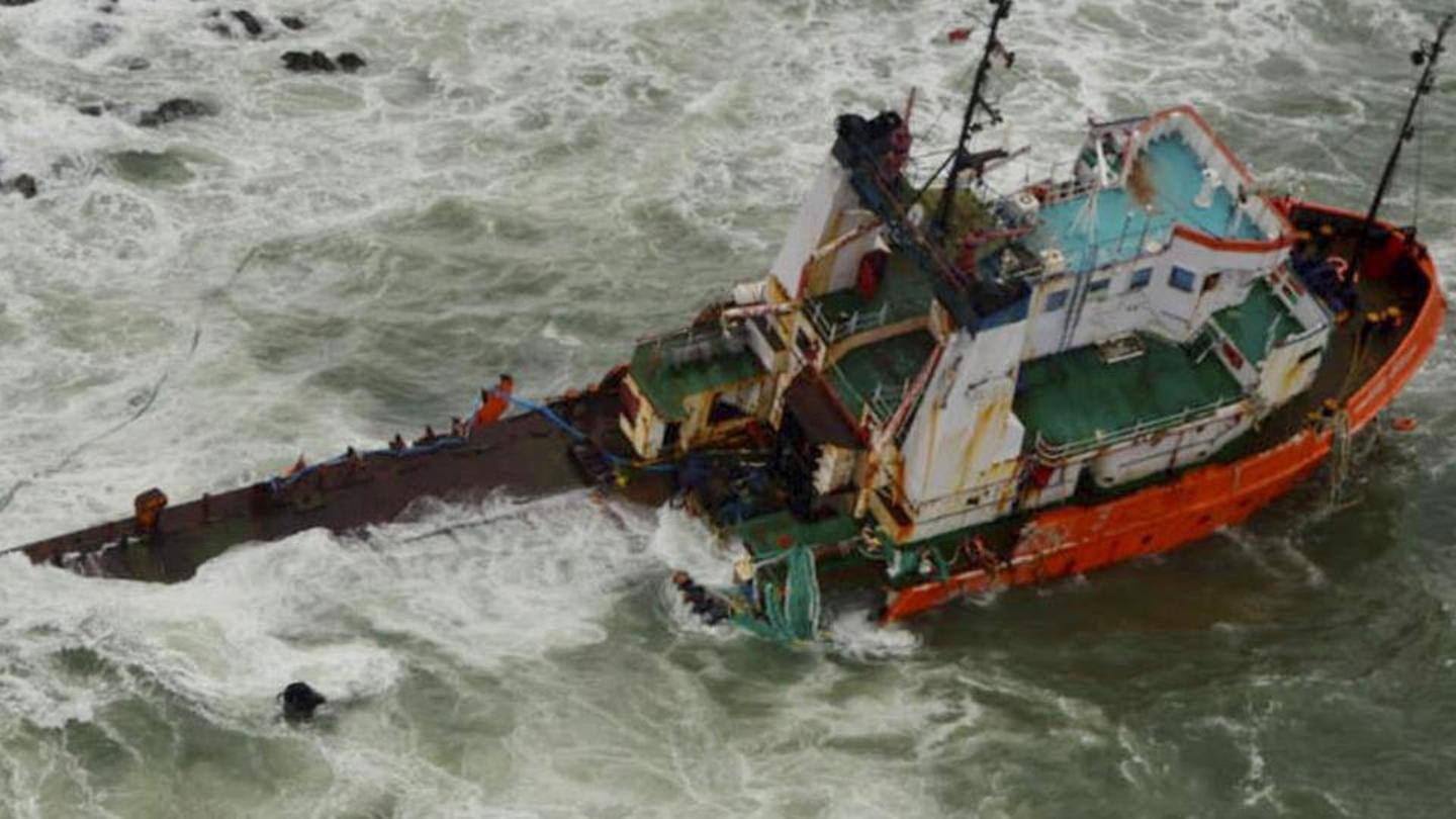 Rescue operations continued in extremely challenging sea conditions Rescue operations continued in extremely challenging sea conditions
