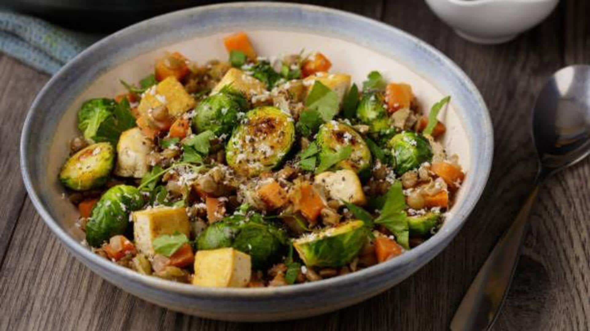 Quick and energizing: Cucumber sprout salad