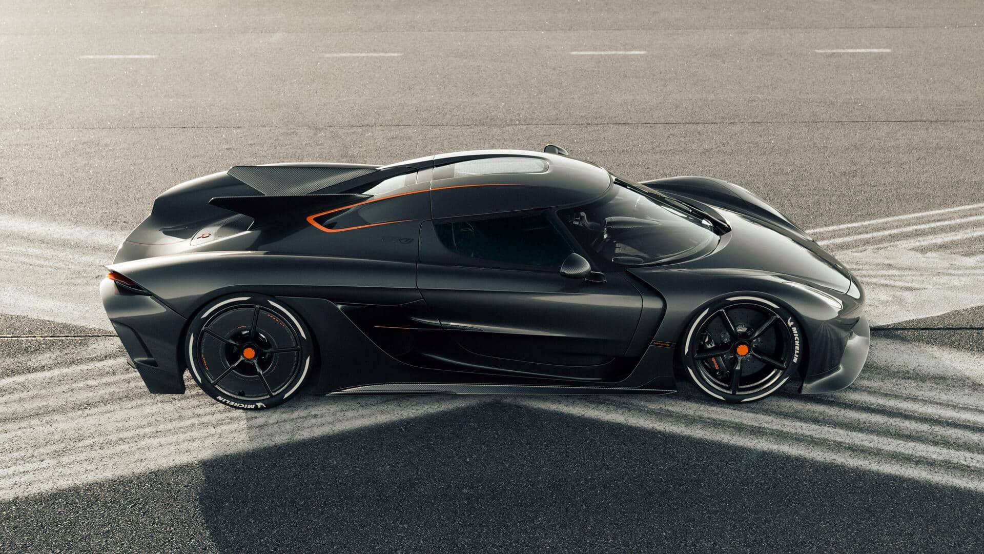 World's top fastest cars, ranked by speed World's top fastest cars, ranked by speed