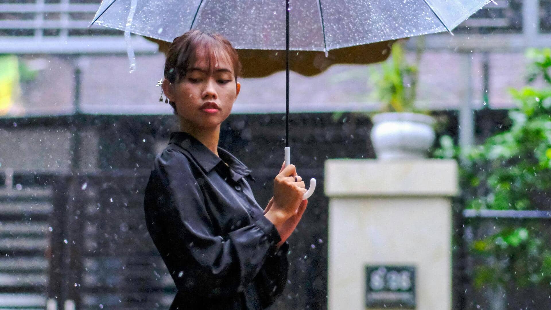 How to rock dresses with denim jackets this monsoon