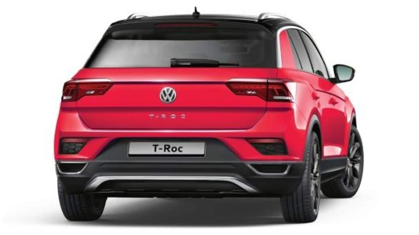 The car sports a large black grille The car sports a large black grille
