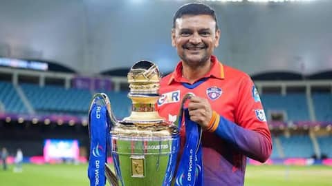 Will Hemang Badani replace Stephen Fleming as CSK's head coach? 