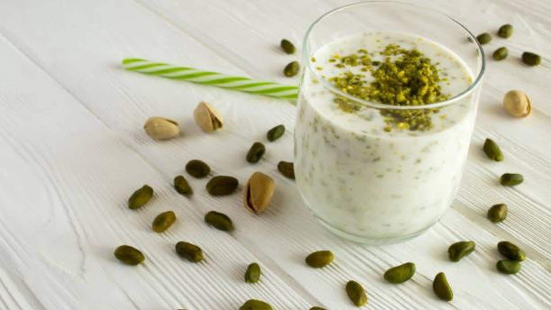 5-minute breakfast: Greek yogurt with pistachios 5-minute breakfast: Greek yogurt with pistachios
