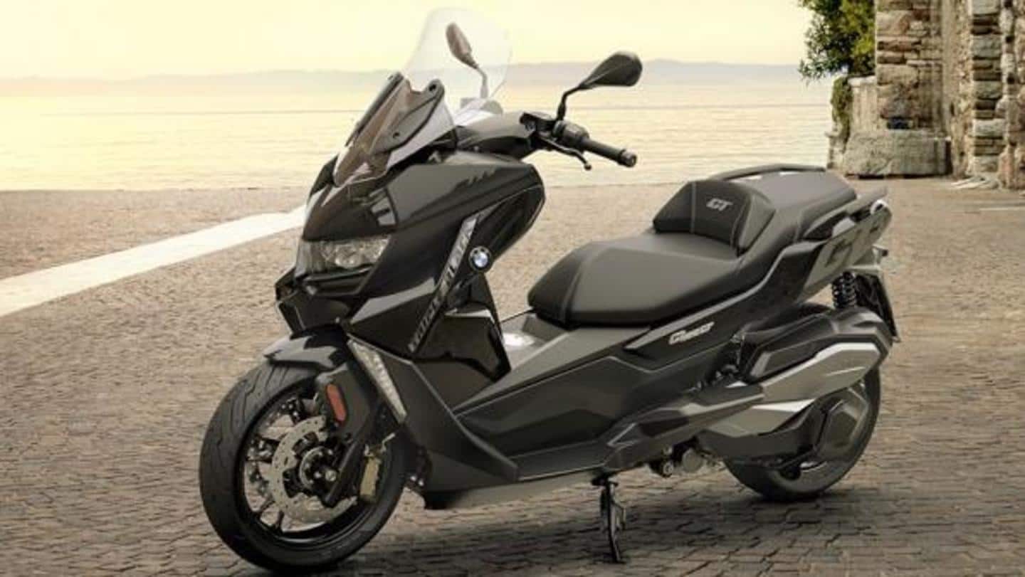 It is equipped with telescopic front forks It is equipped with telescopic front forks