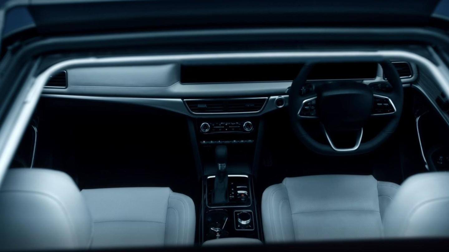 Seven seats and two 10.25-inch displays will be available Seven seats and two 10.25-inch displays will be available