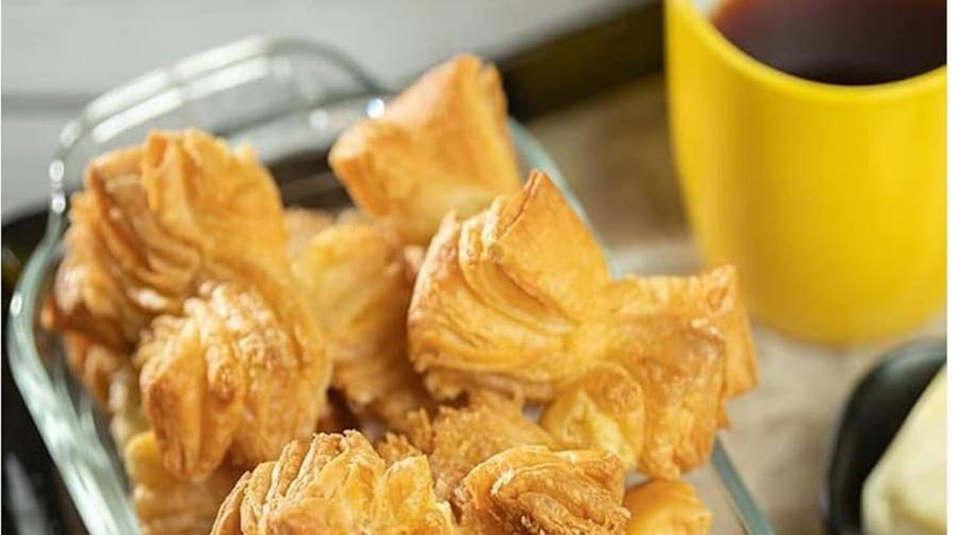 Have you had khari biscuit at these tea stalls?