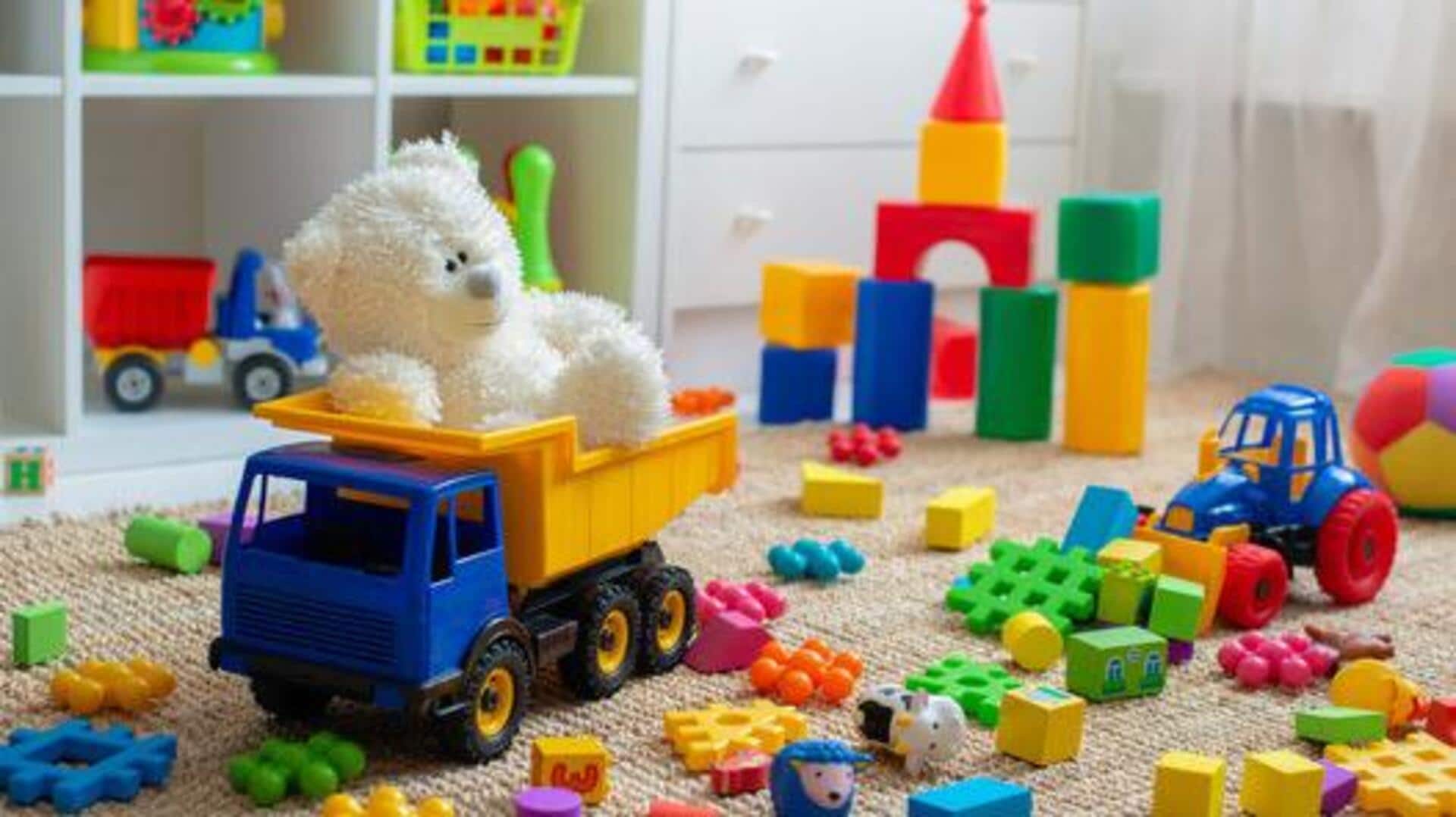 How to choose safe toys for kids 