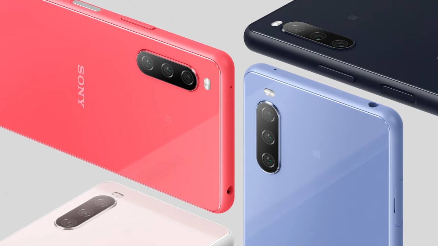 The triple rear camera can record 4K resolution videos The triple rear camera can record 4K resolution videos