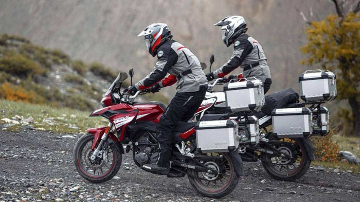 The bike has a windscreen and 17-inch wheels The bike has a windscreen and 17-inch wheels