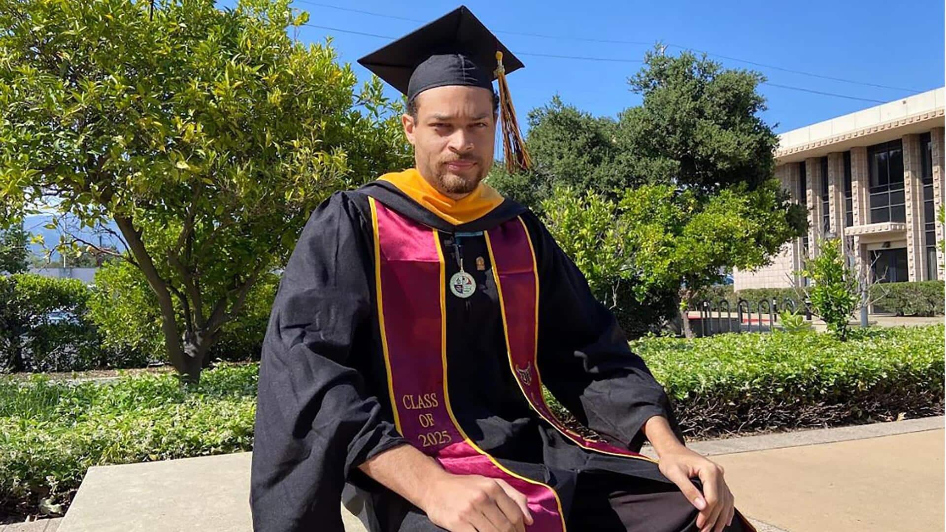 Correspondents' Dinner shooter charged with 'attempt to assassinate' US president