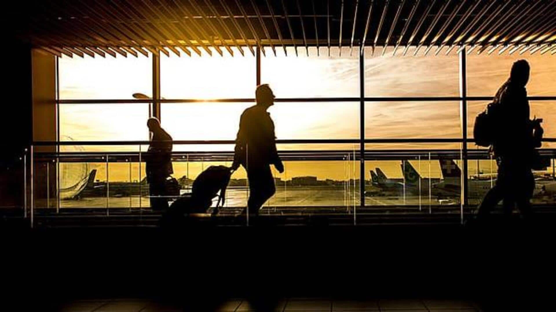 Posing as pilot, man flies for free 120 times Posing as pilot, man flies for free 120 times