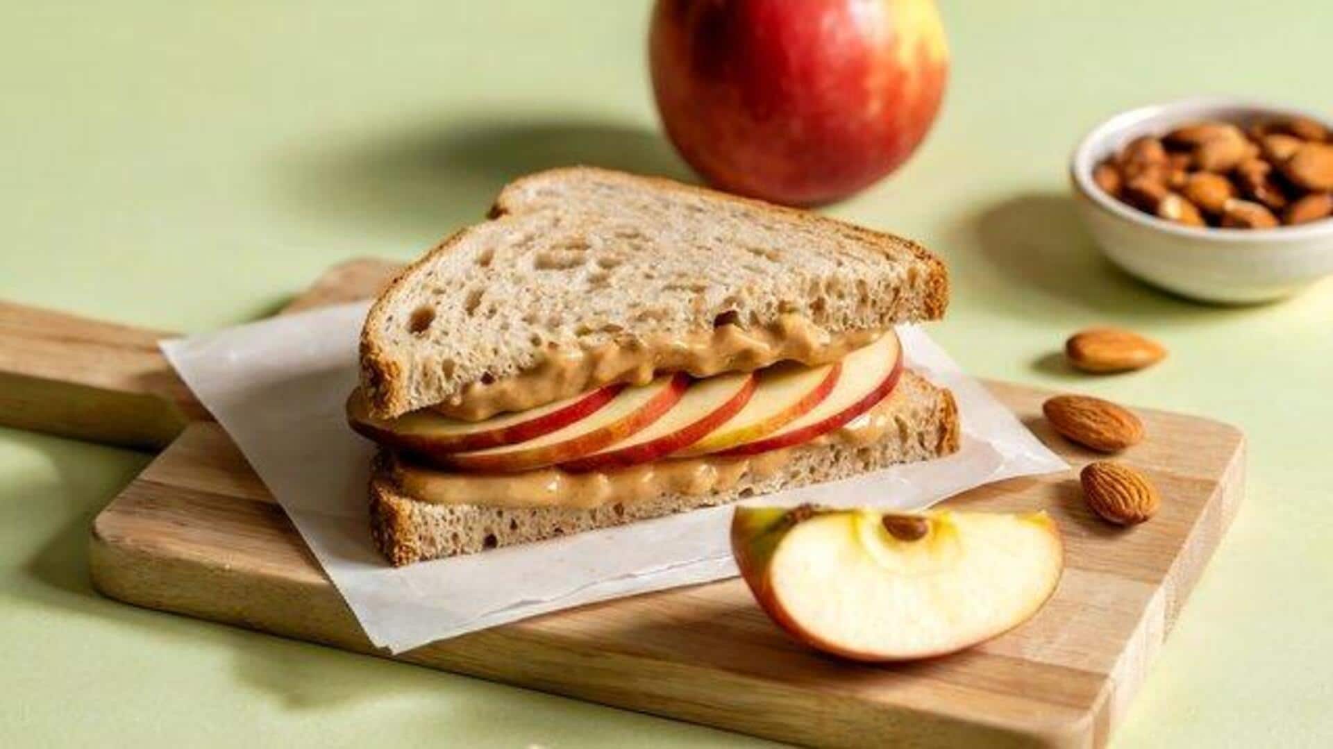 Quick fix: Almond sandwiches with honey