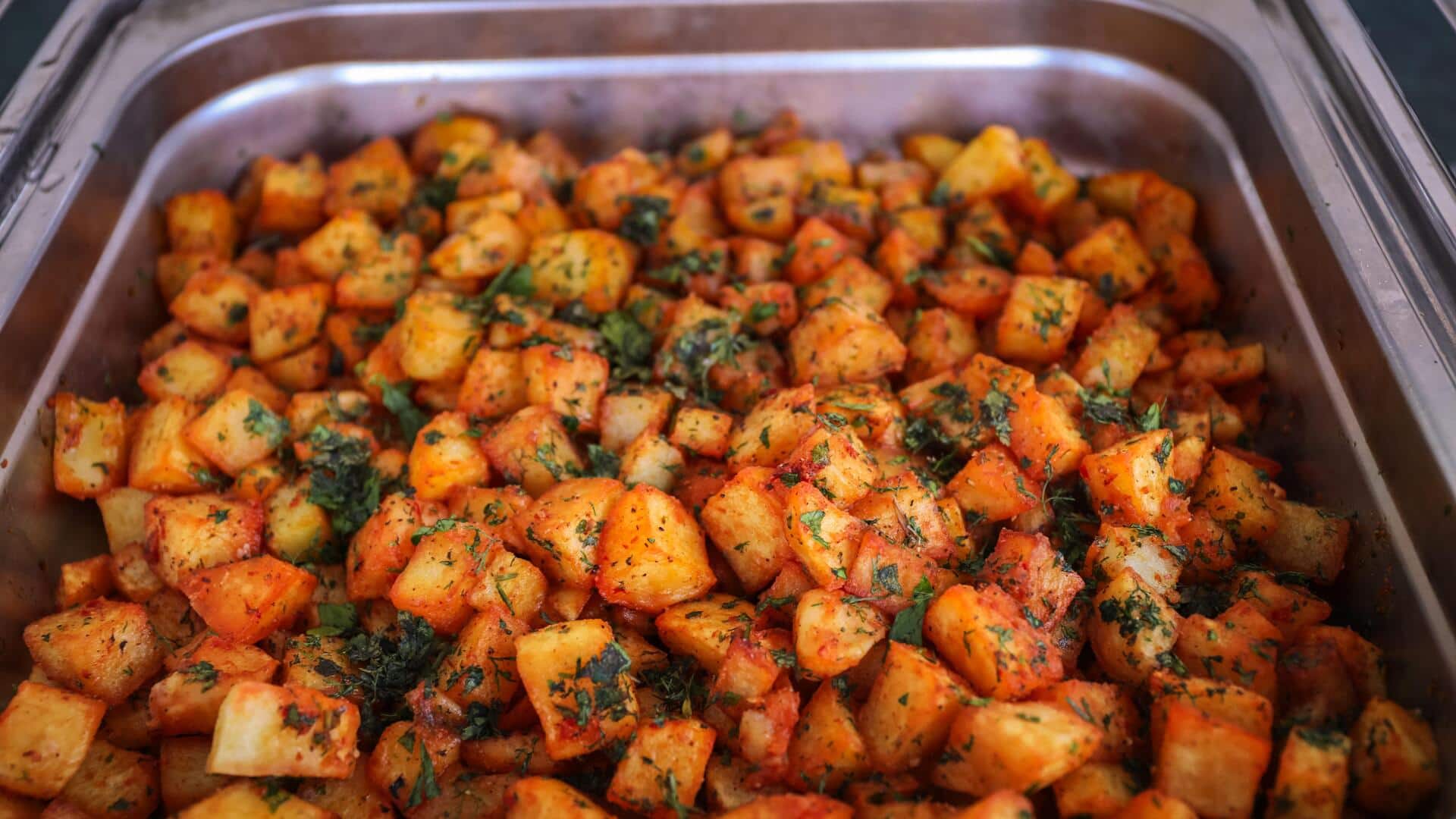 5 tasty recipes you can make with fresh fenugreek leaves