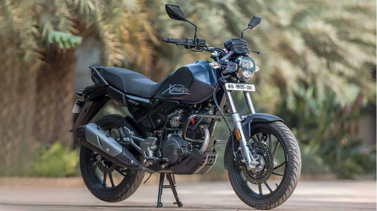 There are disc brakes on both the wheels There are disc brakes on both the wheels