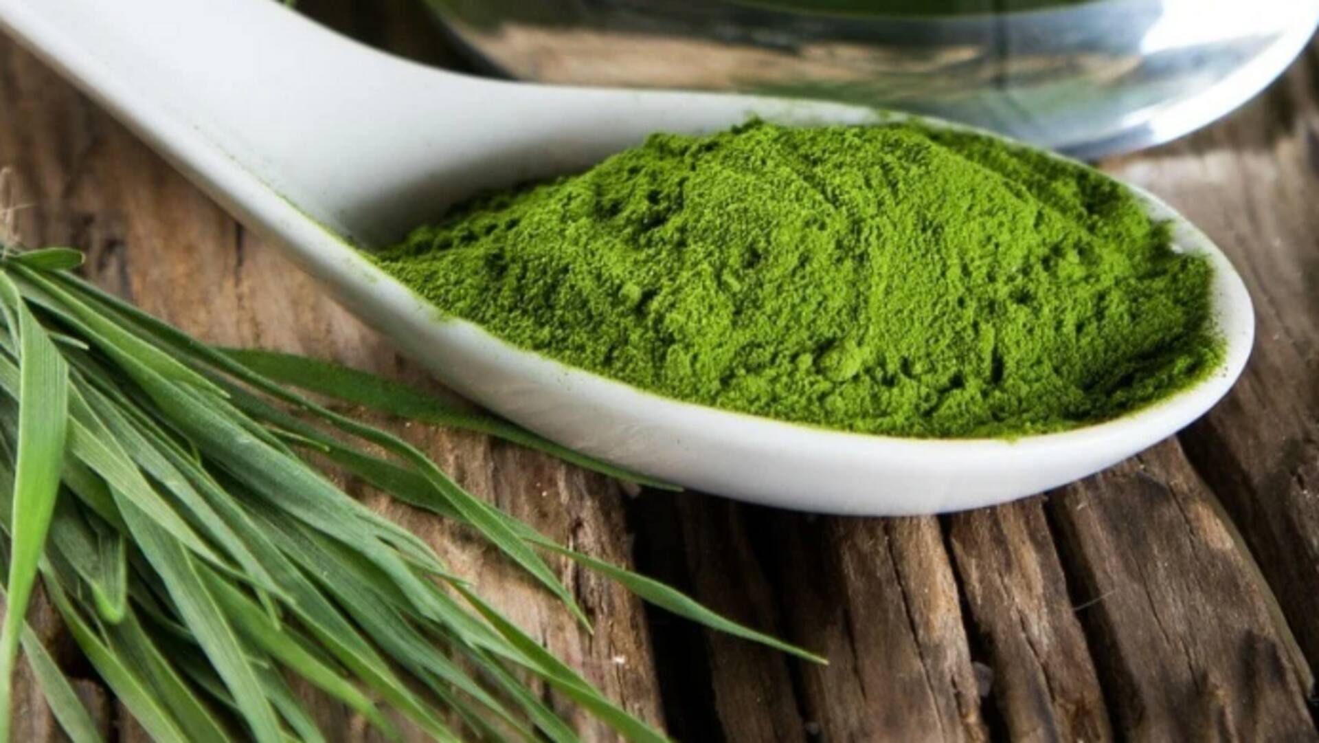 Here's why spirulina is good for your hair health