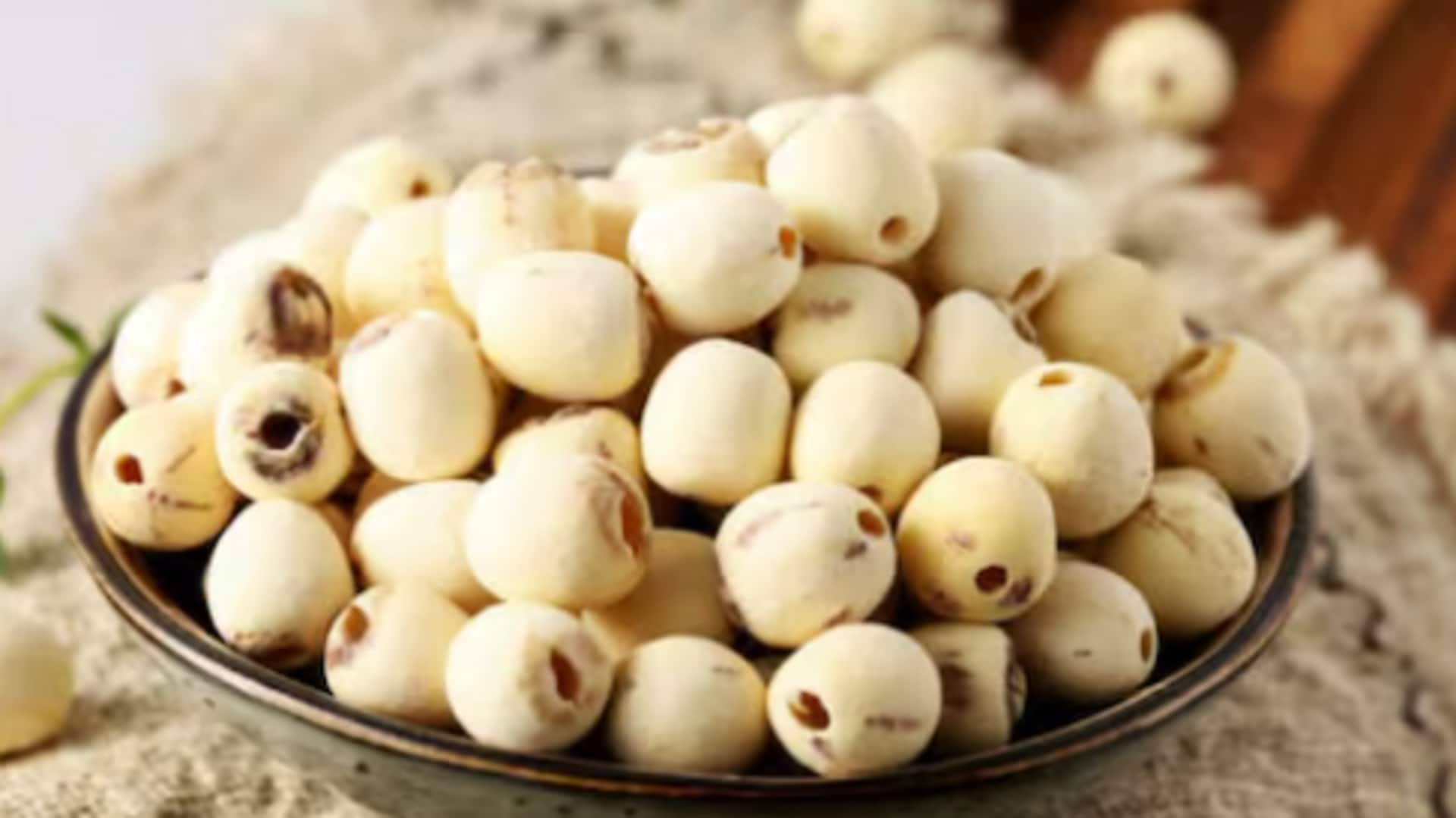 Why are lotus seed clusters better than puffed rice snacks