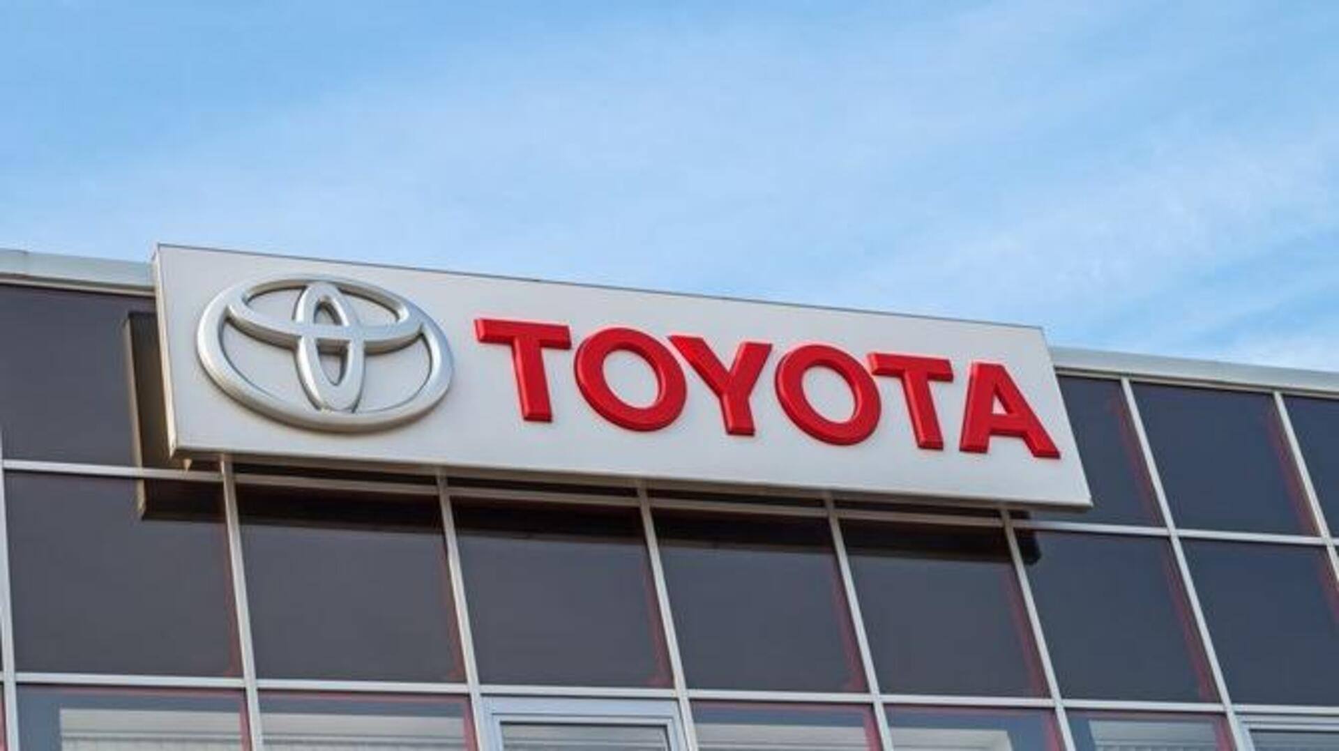 Toyota recalls 10 lakh vehicles over airbag deployment defect