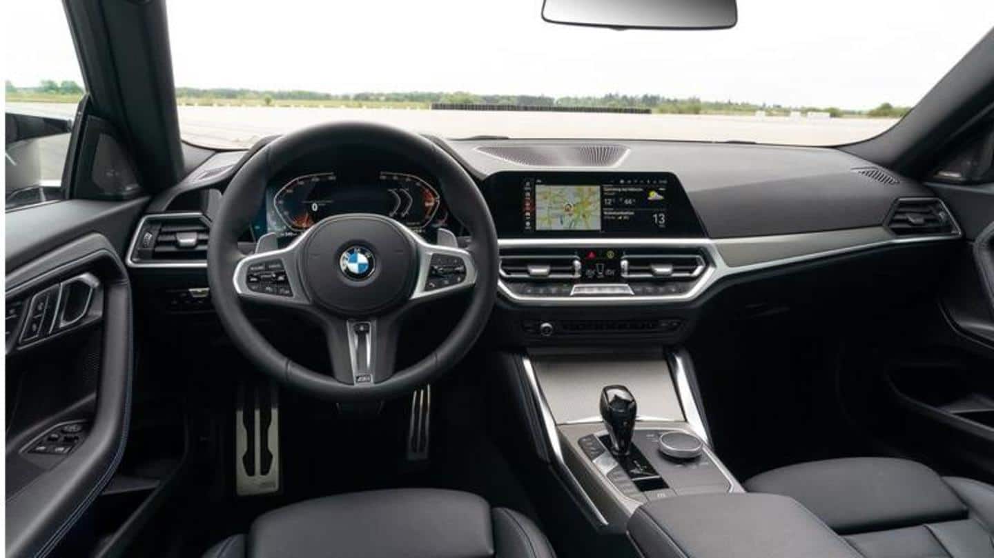 The vehicle offers an optional BMW Live Cockpit Professional system The vehicle offers an optional BMW Live Cockpit Professional system