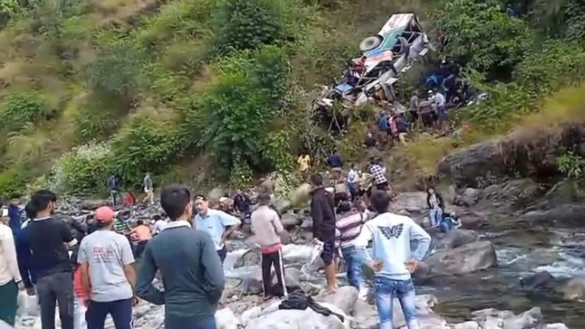 Uttarakhand: 7 killed, 11 injured as bus plunges into gorge