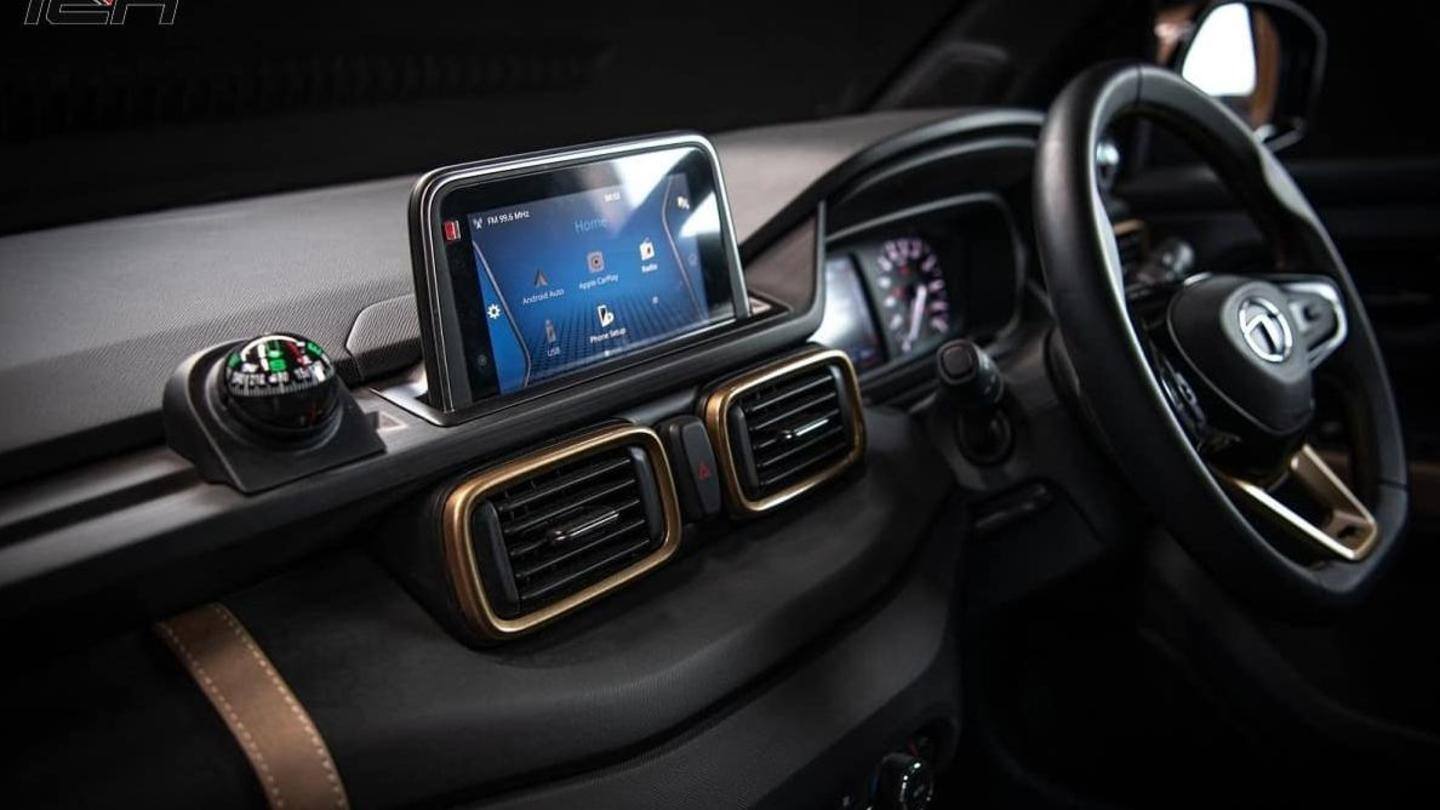 The four-wheeler will get a flat-bottom steering wheel The four-wheeler will get a flat-bottom steering wheel
